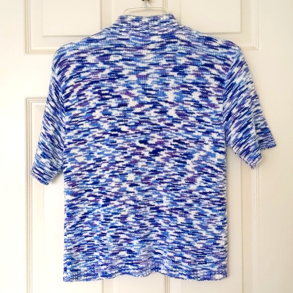 NWOT. 525 100% Rayon Short Sleeve Zip Cardigan Sweater with multi color design. - Picture 2 of 4